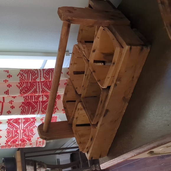 Wooden Berry Picking Tray and Baskets - Picture 4 of 5